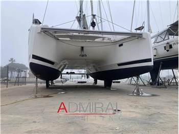 Fountaine Pajot Astréa 42