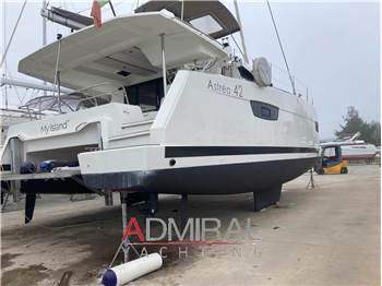 Fountaine Pajot Astréa 42