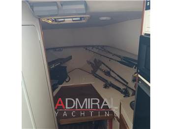 Pursuit 3070 Offshore Center Console