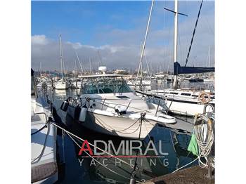 Pursuit 3070 Offshore Center Console