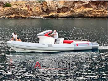 Pirelli PZERO 880 SPORT