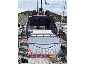 Pershing 6X