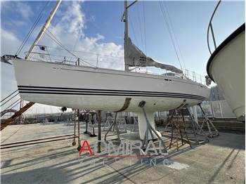 X-Yachts X 43
