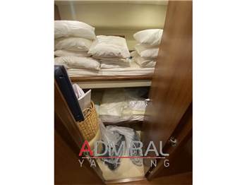 Sunseeker Predator 72