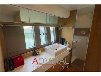Fairline SQUADRON 60