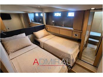Fairline SQUADRON 60