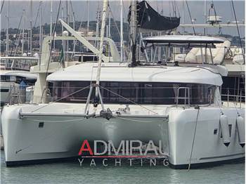 Lagoon 42