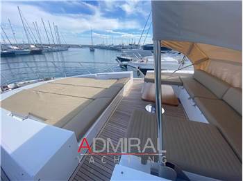 Azimut 77S
