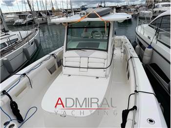 Boston Whaler 370 Outrage