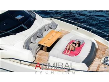 Ferretti Yachts 850