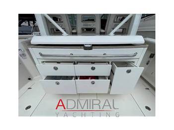 Boston Whaler 380 OUTRAGE