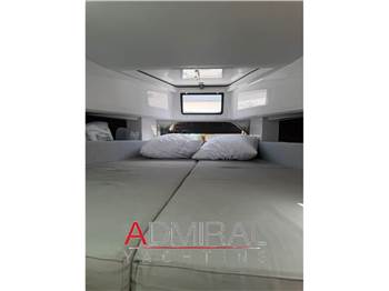 Axopar 37 SUN TOP BRABUS LINE