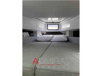 Axopar 37 SUN TOP BRABUS LINE