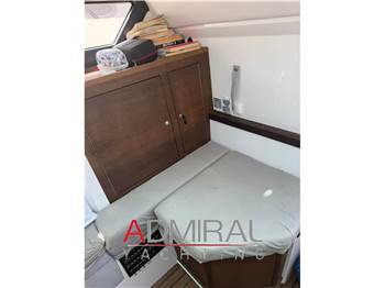 Axopar 37 SUN TOP BRABUS LINE