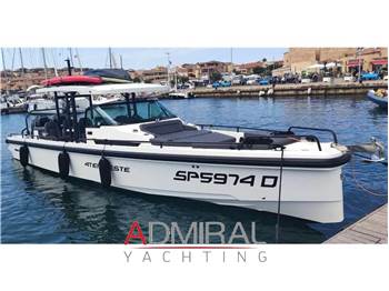 Axopar 37 SUN TOP BRABUS LINE