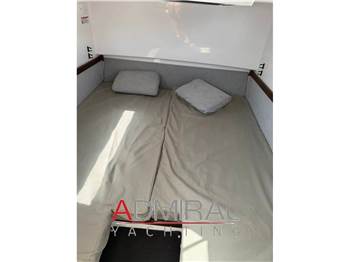 Axopar 37 SUN TOP BRABUS LINE