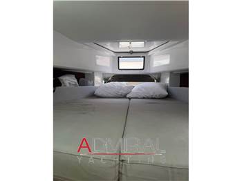 Axopar 37 SUN TOP BRABUS LINE