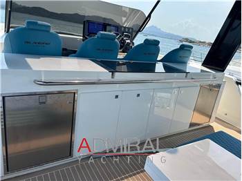 De Antonio Yachts D50 Open