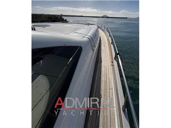 Pershing Pershing 76