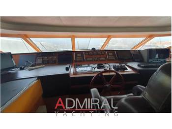 Cantieri di Pisa AKHIR 34 S.