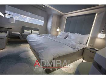 Cayman Yachts NAVETTA 580