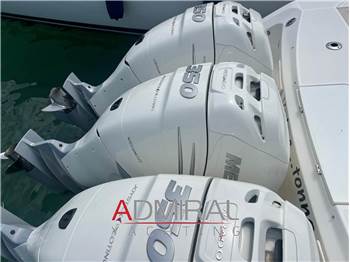 Boston Whaler 380 OUTRAGE