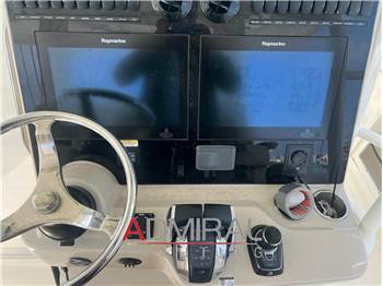 Boston Whaler 380 OUTRAGE