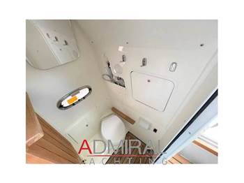 Boston Whaler 380 OUTRAGE