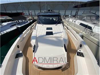 Cayman Yachts 540 WA