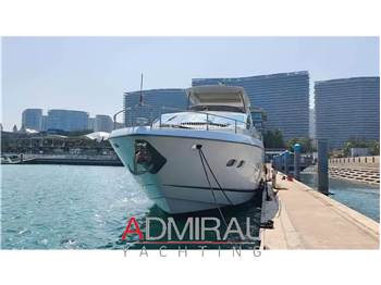 Sunseeker 88 Yacht