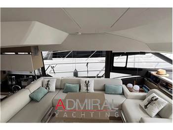 Prestige Prestige 520