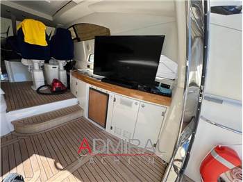 Sunseeker Predator 75