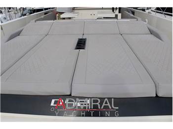 De Antonio Yachts D42 Open