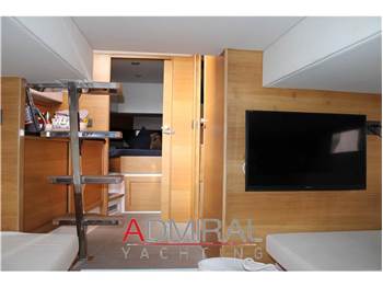 De Antonio Yachts D42 Open