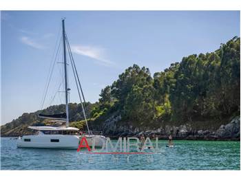 Lagoon 43