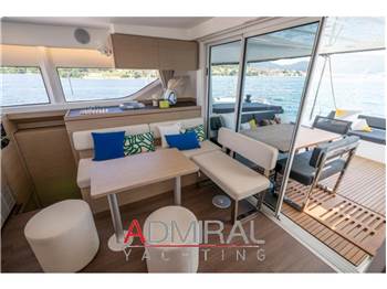 Lagoon 43