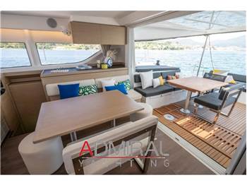 Lagoon 43