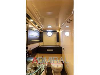 Azimut 62S