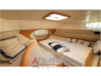 Portofino Marine 750 Spider