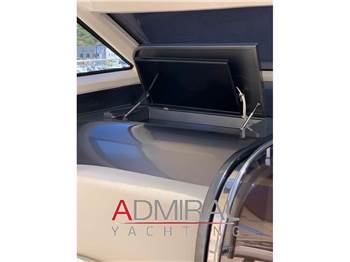 Cayman 48 WA