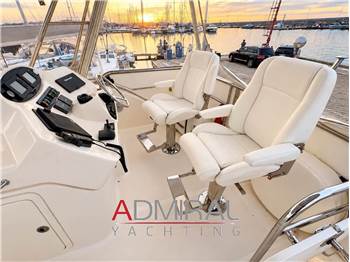 Riviera Marine 47 G2 Flybridge