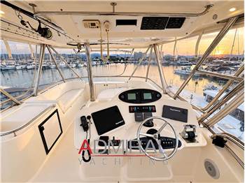 Riviera Marine 47 G2 Flybridge