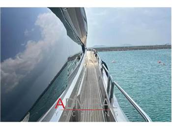 Sunseeker Predator 108