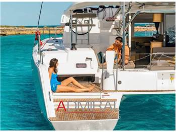 Lagoon 42