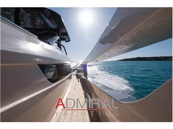 Cayman Yachts 400 WA