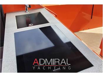 Vanquish Yachts VQ52 HT