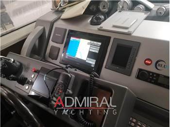 Azimut 62S