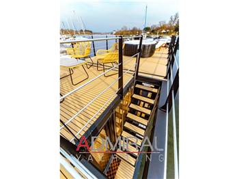 HOUSEBOAT - H20 DESIGN DC3