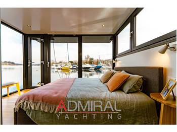 HOUSEBOAT - H20 DESIGN DC3