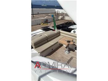 Sunseeker Predator 62